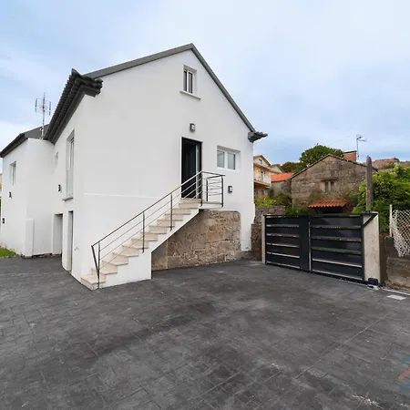 Holiday home Charrita Bueu